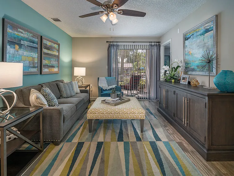 The Woodlands Apartments — Photo 8