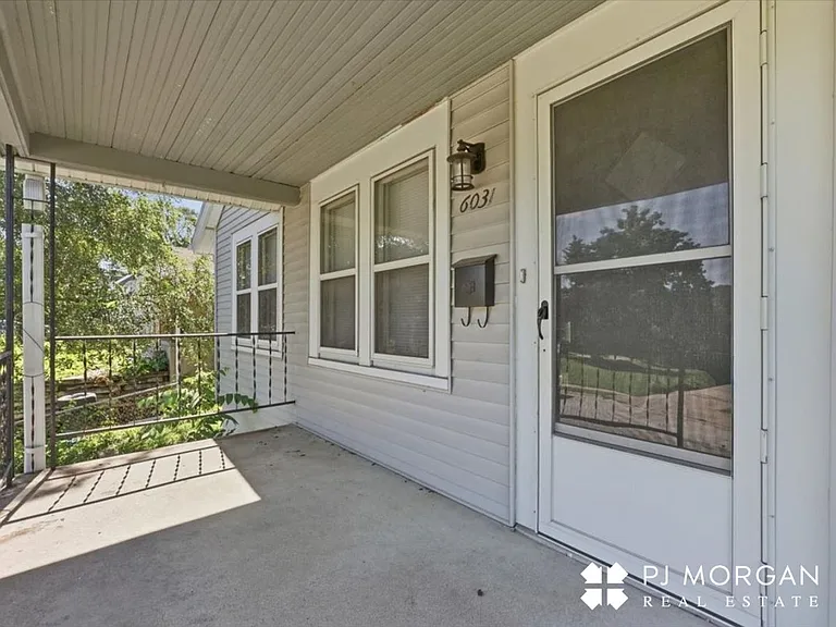6031 Pine St — Photo 4