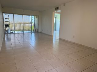 9180 Fontainebleau Blvd APT 502, Miami, FL 33172