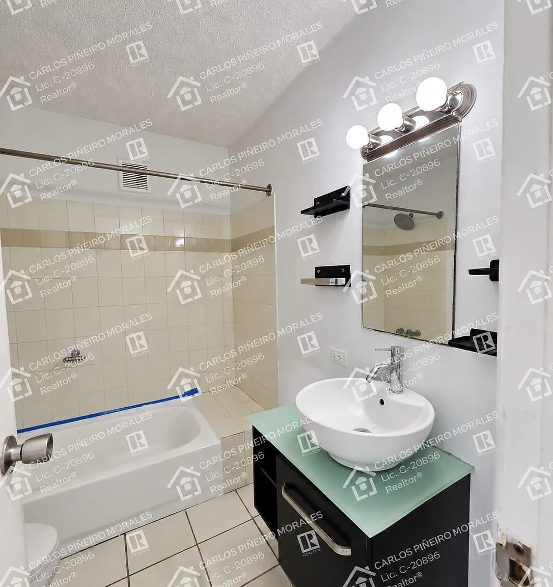 Alborada (Condominio) — Photo 1