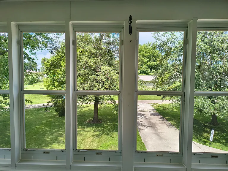 305 W Meyer Pl #A — Photo 12
