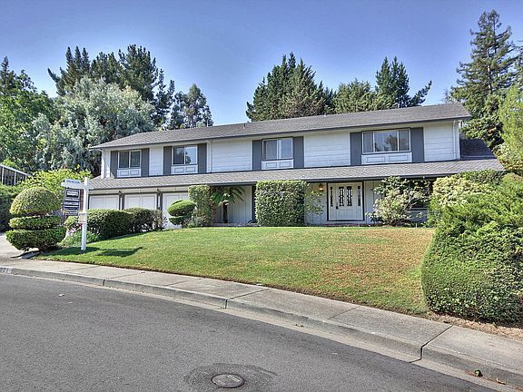 Amazing curb appeal as you drive in...