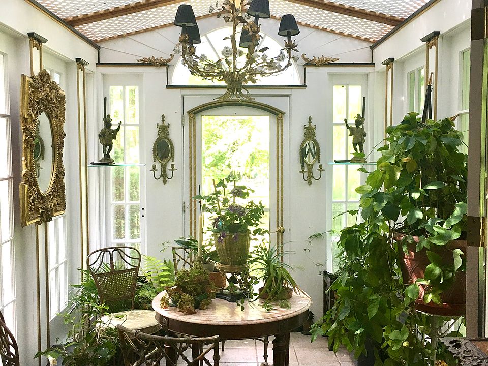 Greenhouse sitting area