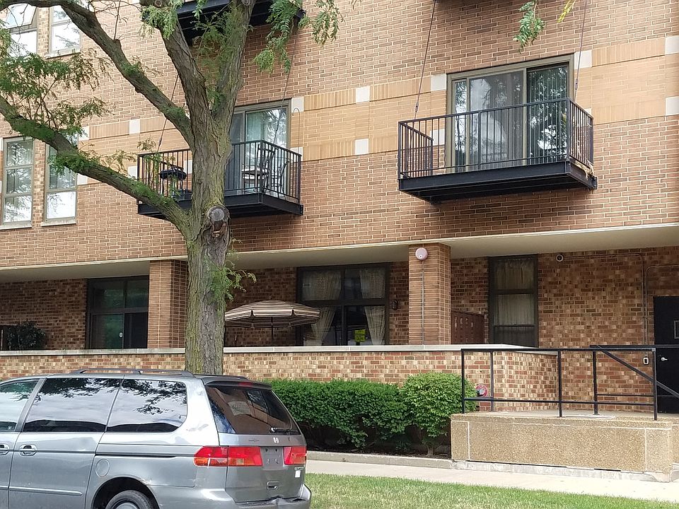 1st image of 1000 E 53rd St Unit 116