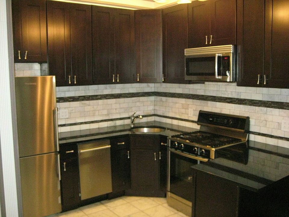 1st image of 306 W 105th St APT 4