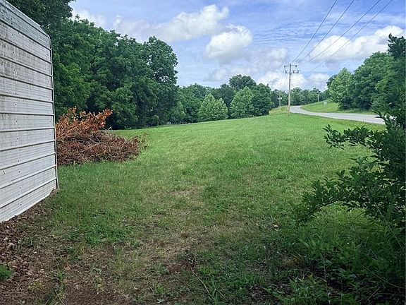 3rd image of 2403 Highway F