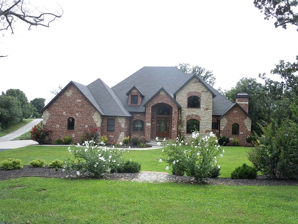 7536 Heron Dr