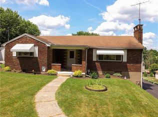 110 Weitzel Rd, Butler, PA 16002