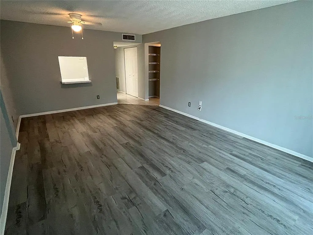 1 bed, 1.0 bath, 714 sqft, $1,300 — Photo 4