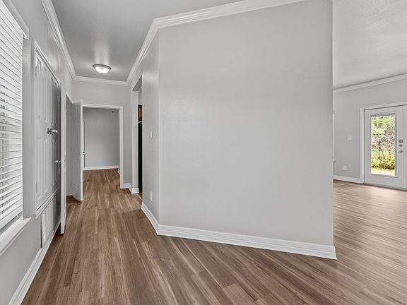 5th image of 113 Magnolia Ln #7A2707869