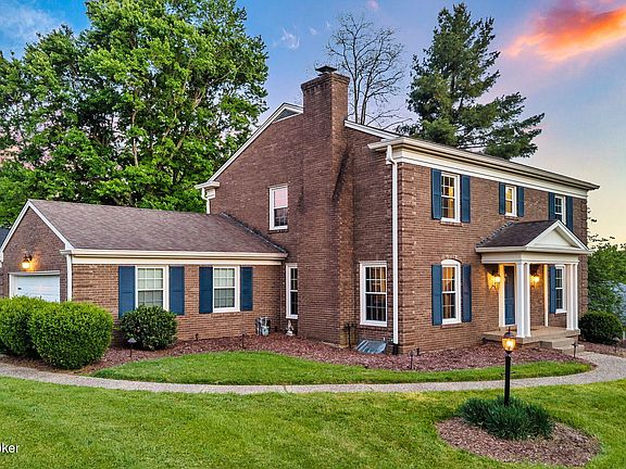 2nd image of 4605 Deepwood Ct