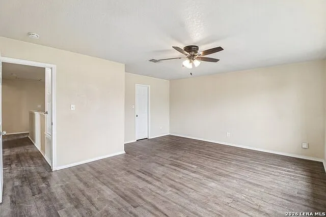 407 Amberdale Oak — Photo 21