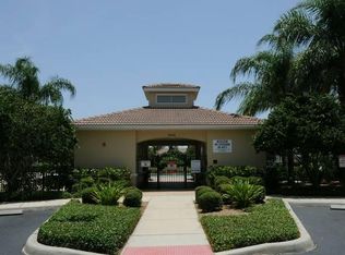 3428 Parkridge Cir #34-104, Sarasota, FL 34243