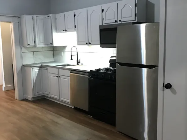 2118 18th Ave APT 1, Forest Grove, OR 97116