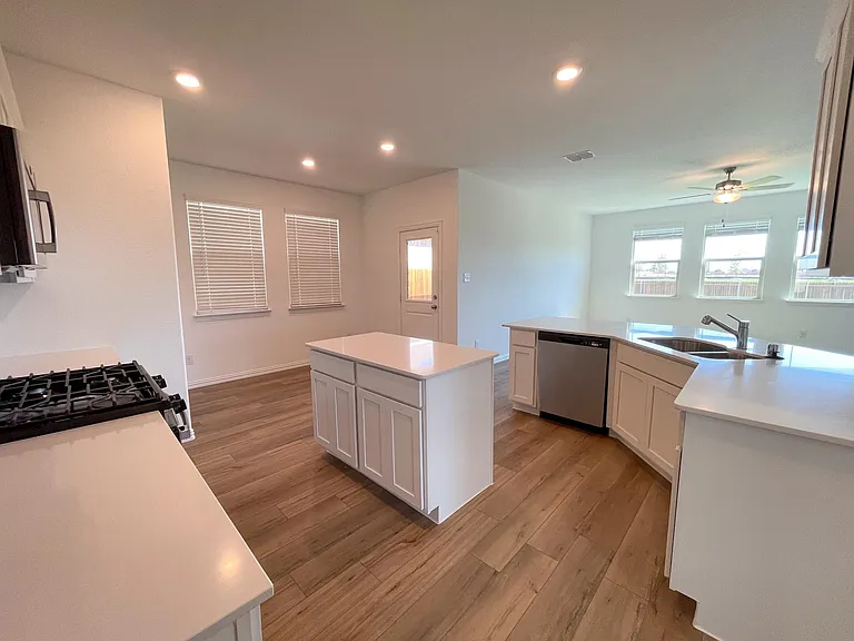 3305 Tulip Poplar Trl — Photo 28