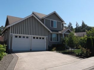 908 Nevada St, Bellingham, WA 98229