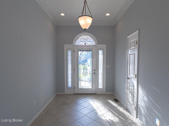 4th image of 5503 Vevia Pl