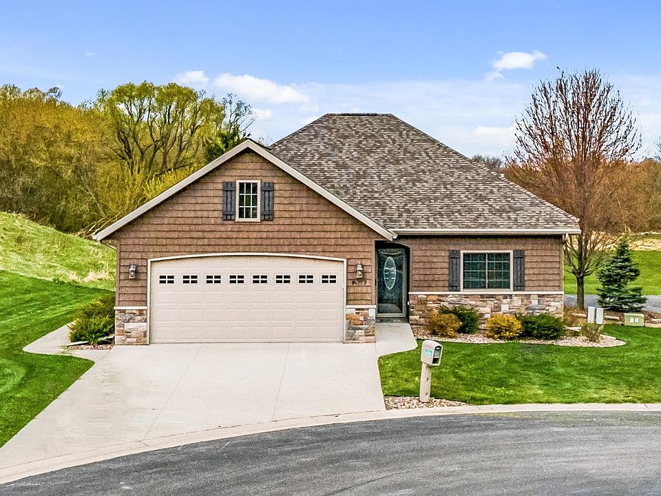 1st image of W6995 Brackenwood Ln