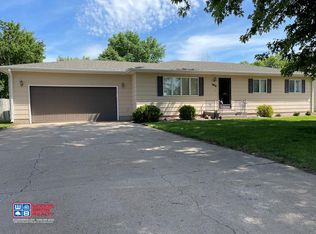 2910 W 10th St, Grand Island, NE 68803