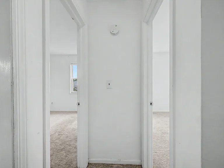 48 Nelson St #D — Photo 10
