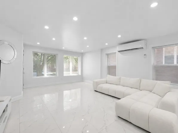 1414 East 28th Street image 1 of 23