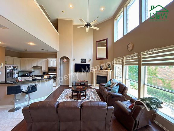 3rd image of 7704 Briarcrest Ct