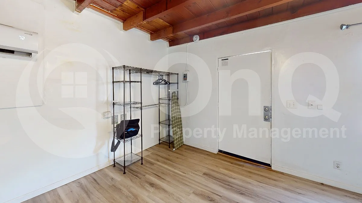Studio, 1.0 bath, 1120 sqft, $550 — Photo 2
