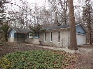 20100 Wahrman Rd, New Boston, MI 48164