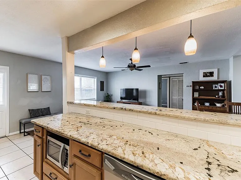 418 Lebeau St — Photo 13