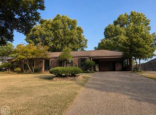 718 Melton Dr, Jonesboro, AR 72401