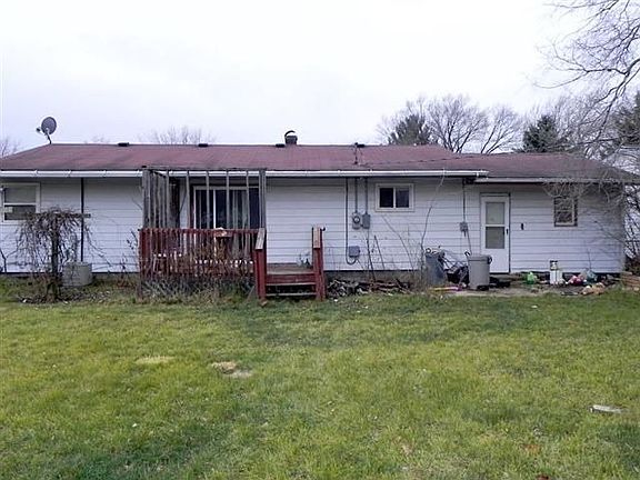 2nd image of 7809 Scott Ln