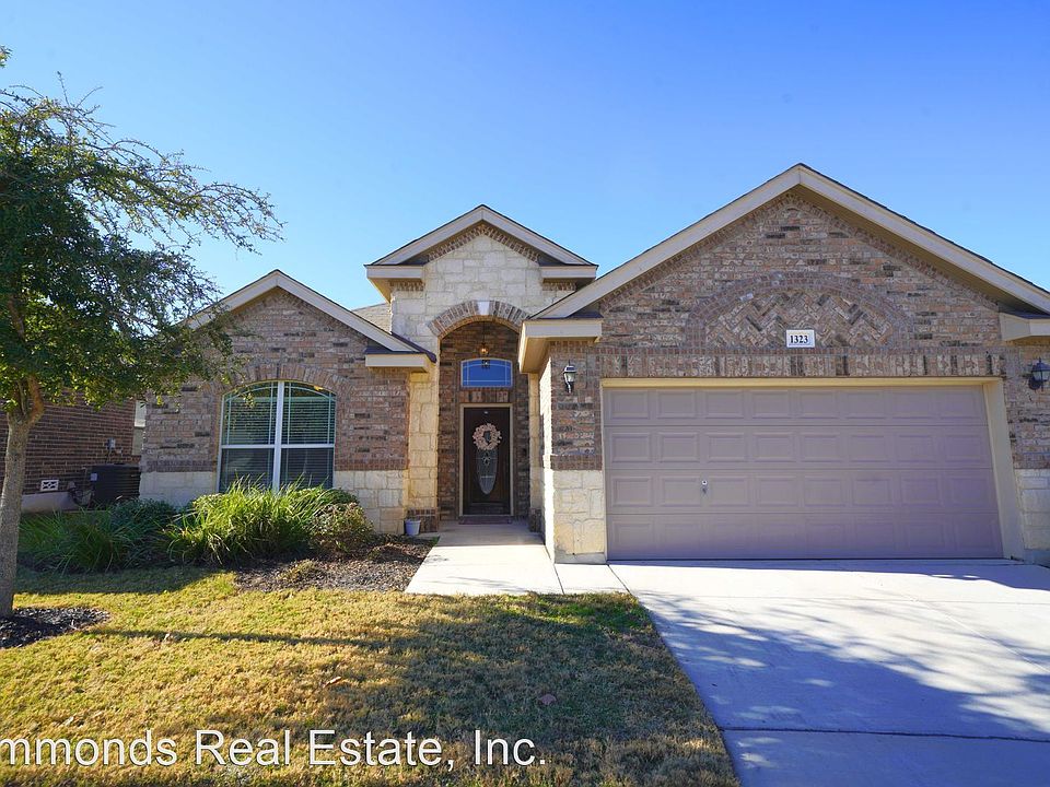 1st image of 1323 Kingbird Ct