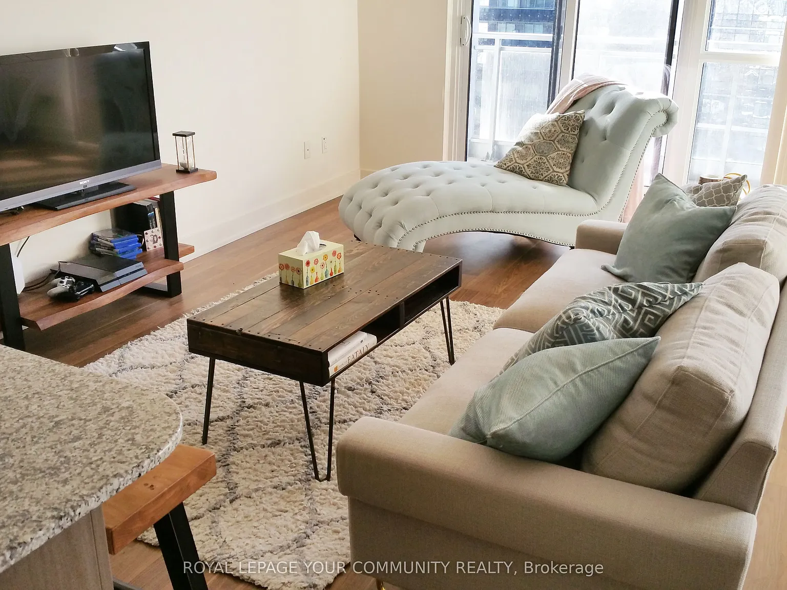 2 bed, $2,500 — Photo 3