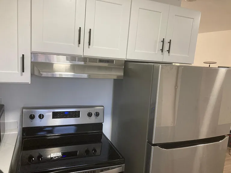 317 E Titus St — Photo 2