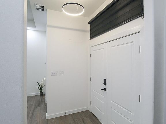 3rd image of 1633 Rene Solis Dr