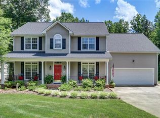 6995 Saratoga Ct, Summerfield, NC 27358
