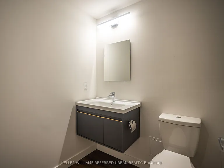 325 University Ave W #203 — Photo 12