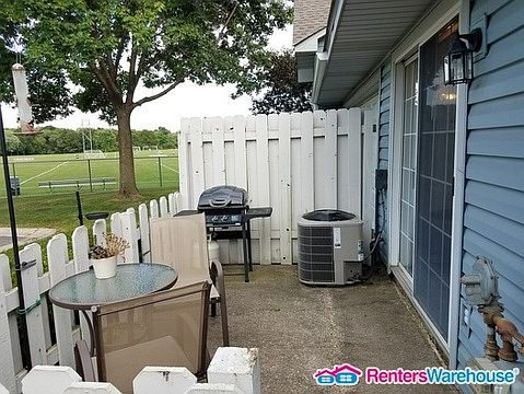 2nd image of 2580 Bedford Ct