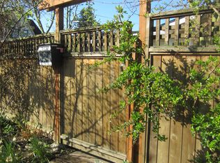 2827 Northwest Ave, Bellingham, WA 98225