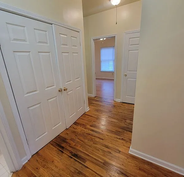 2069 Detroit Ave NW — Photo 12