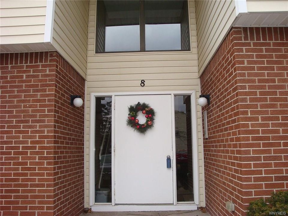 1st image of 8B Southcreek Ct