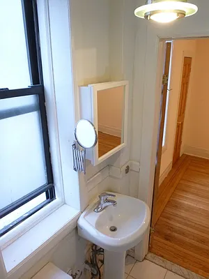 Rented by Bohemia Realty Group | media 22