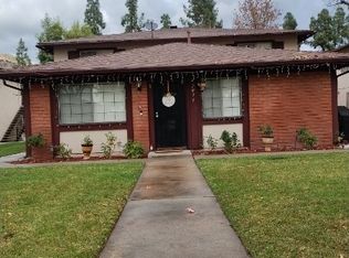 1071 W Calle De Las Estrellas APT 1, Azusa, CA 91702