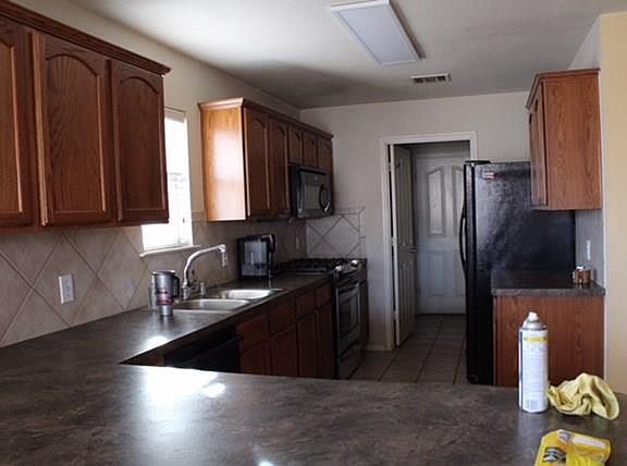 3rd image of 1505 Hill Lockwoods Dr