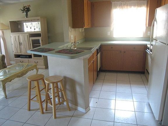 4th image of 1518 Brookebridge Dr