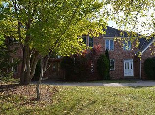 3816 Nottingham Dr, Long Grove, IL 60047