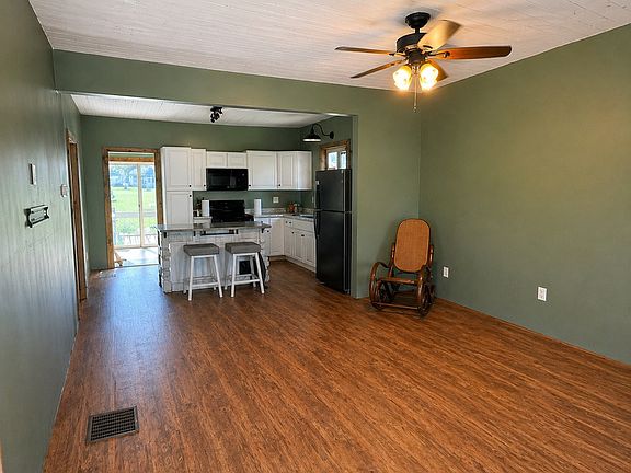 4th image of 1513 Zinc St
