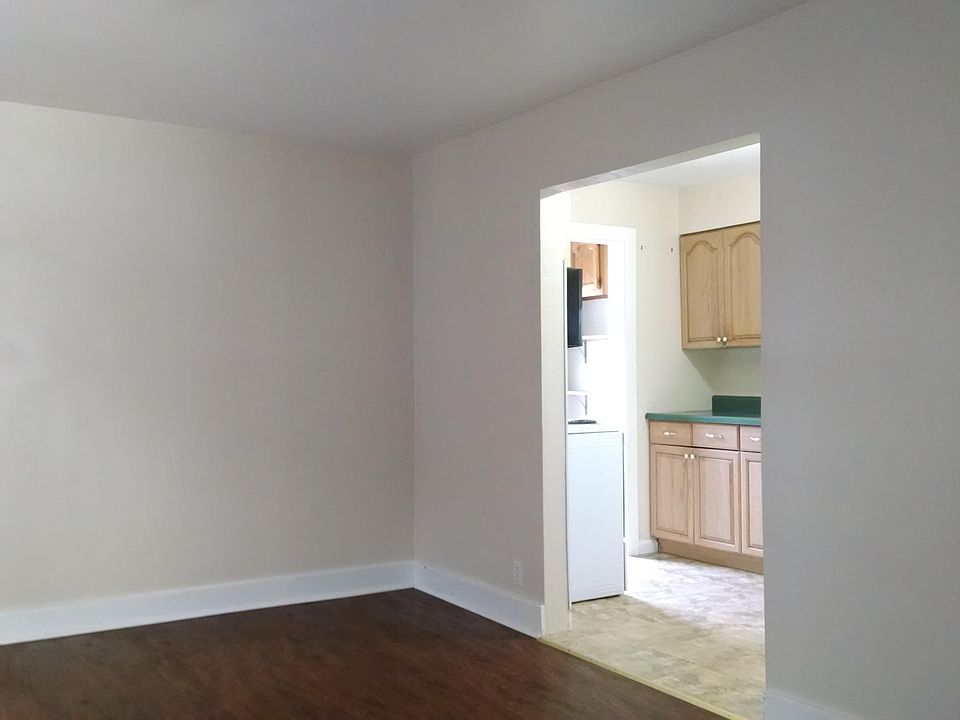 815 6th Ave Coraopolis, PA, 15108 Apartments for Rent Zillow