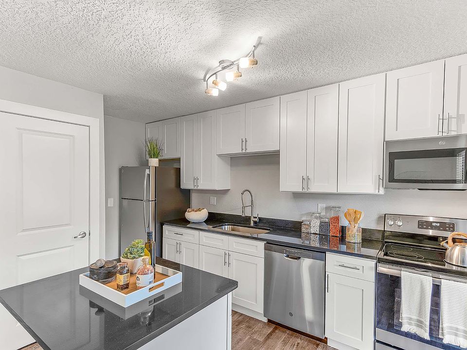 1st image of 1711 Semoran North Cir #4