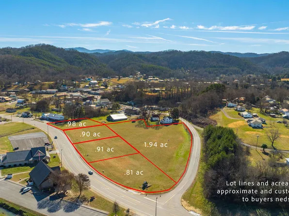 226 Cherohala Skyway, Tellico Plains, TN 37385